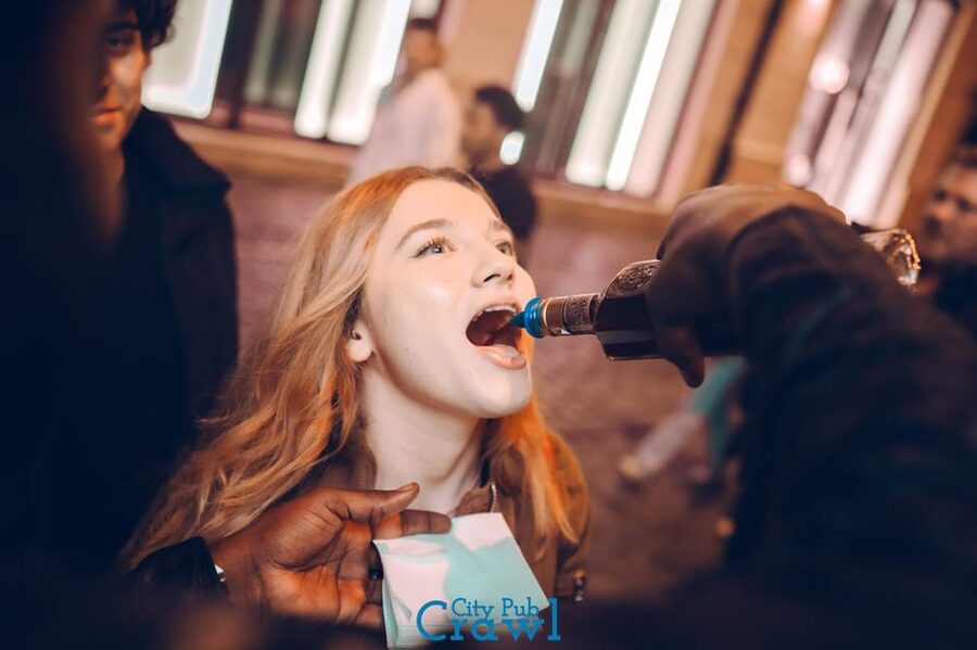 Pub Crawl - 1-hour Open Bar then Vip to 5 Clubs - Krakow - What I like, and what I would watch