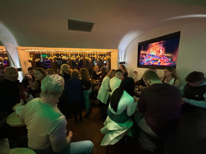 Pub crawl incl. Oktoberfest museum guided tour with beer tasting (private) - Key points to know before booking