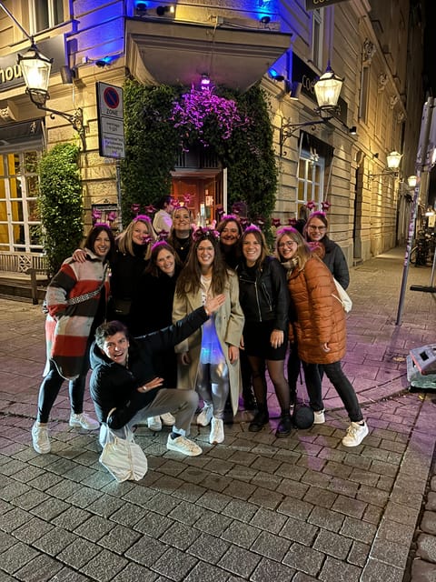 Pub crawl incl. Oktoberfest museum guided tour with beer tasting (private) - Seeing the Hofbräuhaus without overthinking it