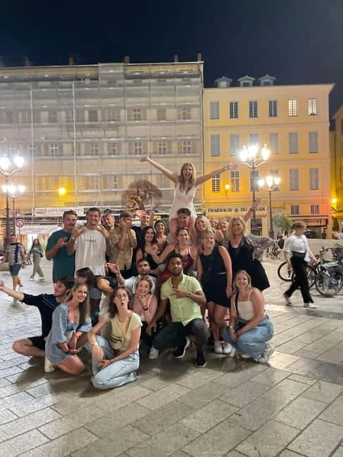 Pub Crawl Paris: Drink, Laugh, Meet the World - How the 4.3 rating fits the experience