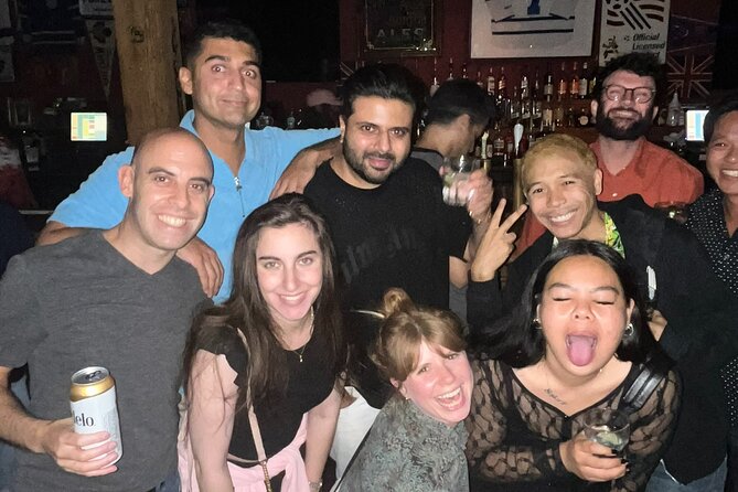 Pub Crawl Toronto - Stop one: drink discounts and first impressions