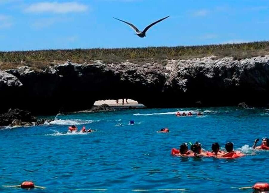 Puerto Vallarta: Marietas Island, Breakfast, Lunch, Open Bar - What the six-hour schedule feels like