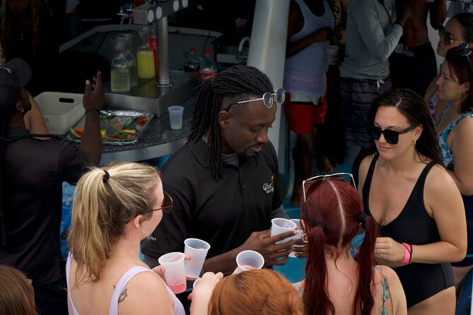 Punta Cana Booze Cruise, Snorkeling, Sand-Bar with Entertainment - Boarding at the beach and the small-boat transfer