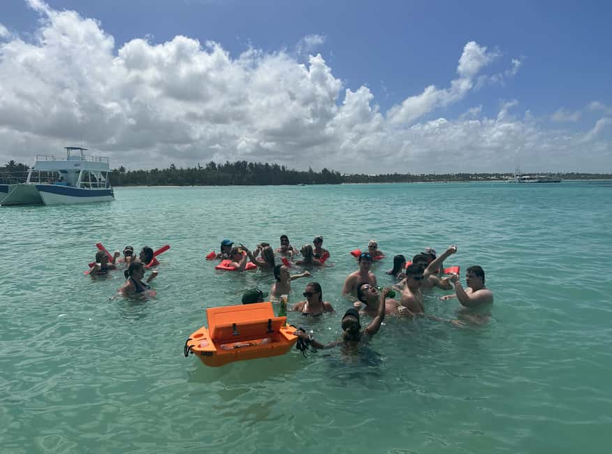 Punta Cana: Booze Cruise with Snorkel and Natural Pool Stop - How much value do you get for $59?