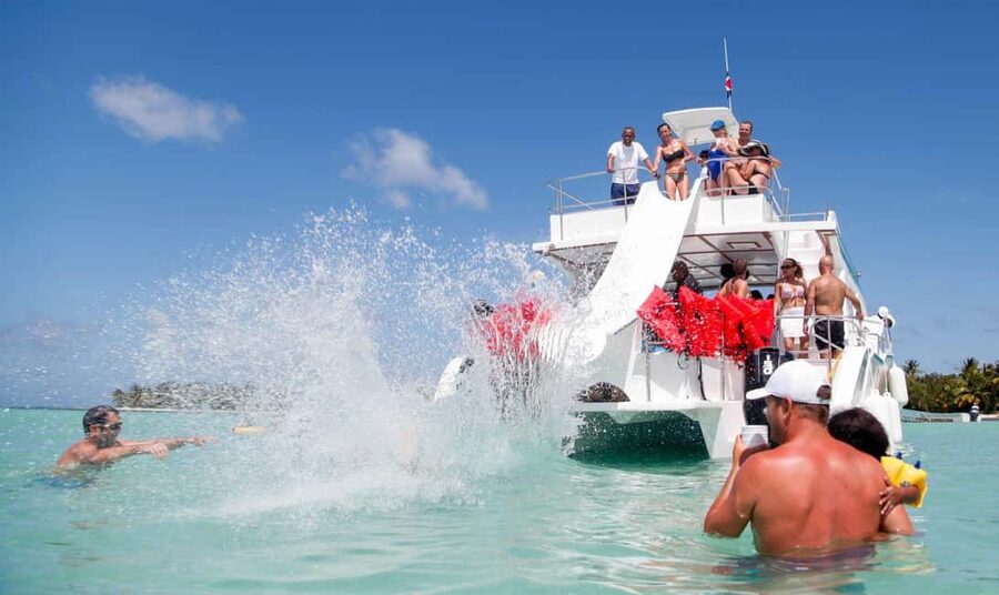 Punta Cana: Catamaran Boat Party with Unlimited Drinks - Snorkeling in the clear water