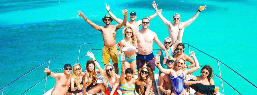 Punta Cana: Catamaran Boat Party with Unlimited Drinks - Music, dancing, and the social side