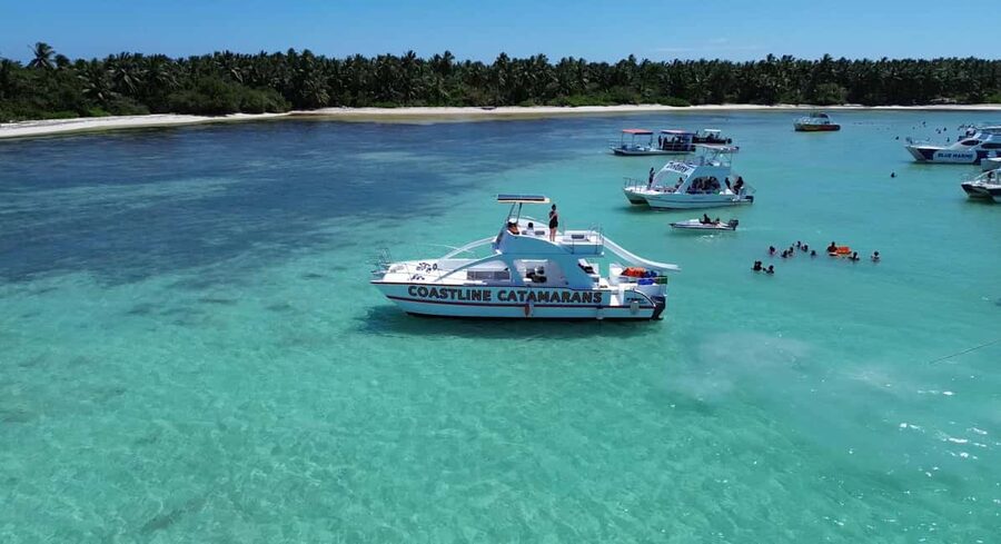 Punta Cana: Catamaran Tour with Reef Snorkeling and Open Bar - Family comfort and safety