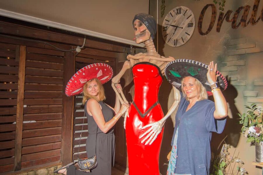 Punta Cana: Guided Bar Crawl with a Rum Shot and Transfers - Stop One: Our Republic Bar in Los Corales