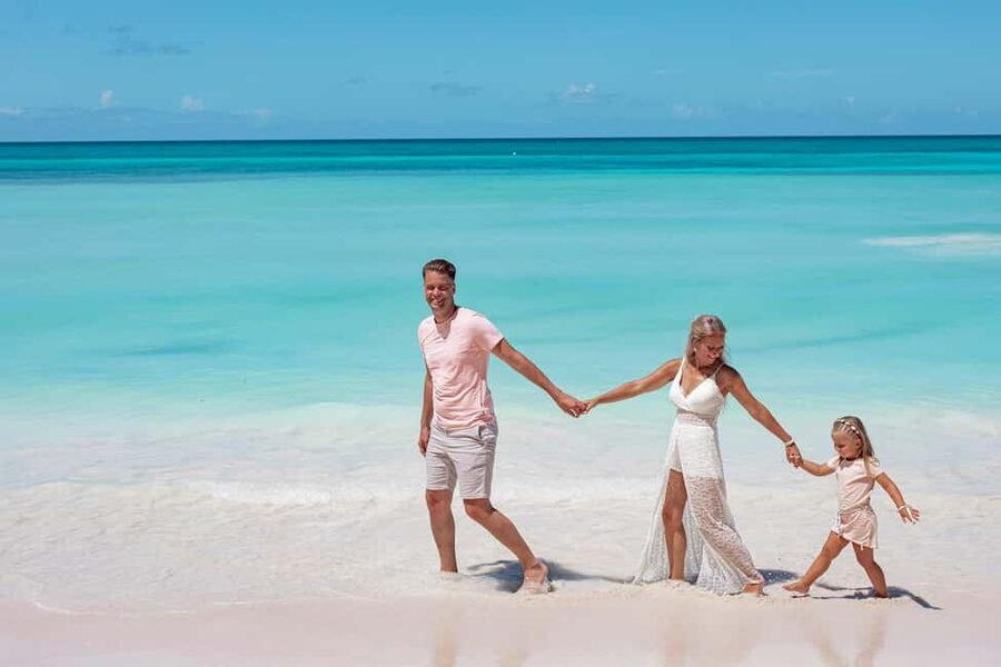 Punta Cana: Saona Island Full-Day Open Bar, Lunch & Transfer - The early pickup and long road to the dock