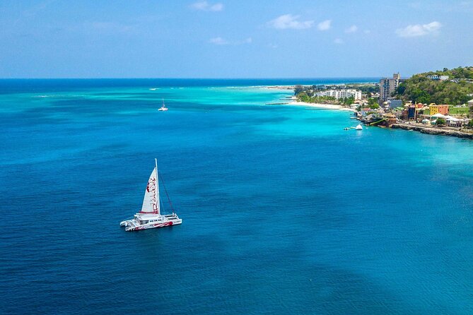 Reggae Catamaran and Snorkeling Open Bar Cruise Montego Bay - The possible Margaritaville stop