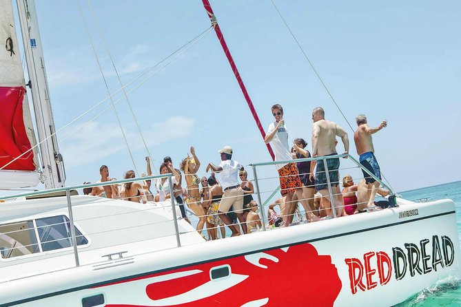 Reggae Catamaran and Snorkeling Open Bar Cruise Montego Bay - Getting from your hotel to Tropical Bliss Beach
