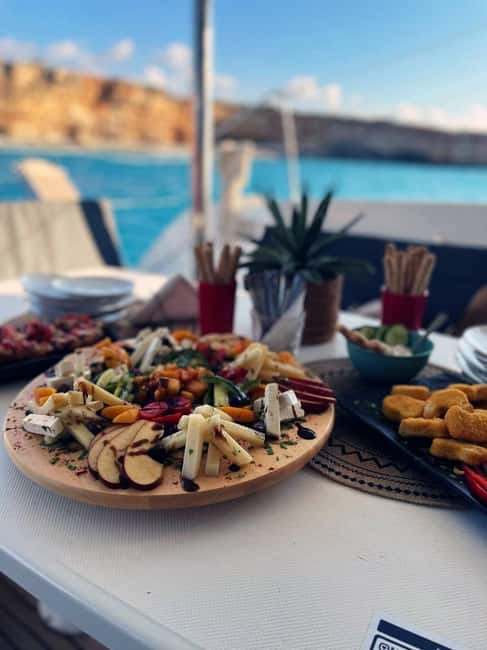 Rethymno Premium Catamaran Cruise: Healthy Lunch & Open Bar - Who will enjoy this cruise most?
