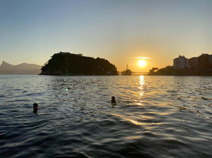 Rio de Janeiro: Boat Tour - Sunset with Beer - Niterói and the Museum of Contemporary Art
