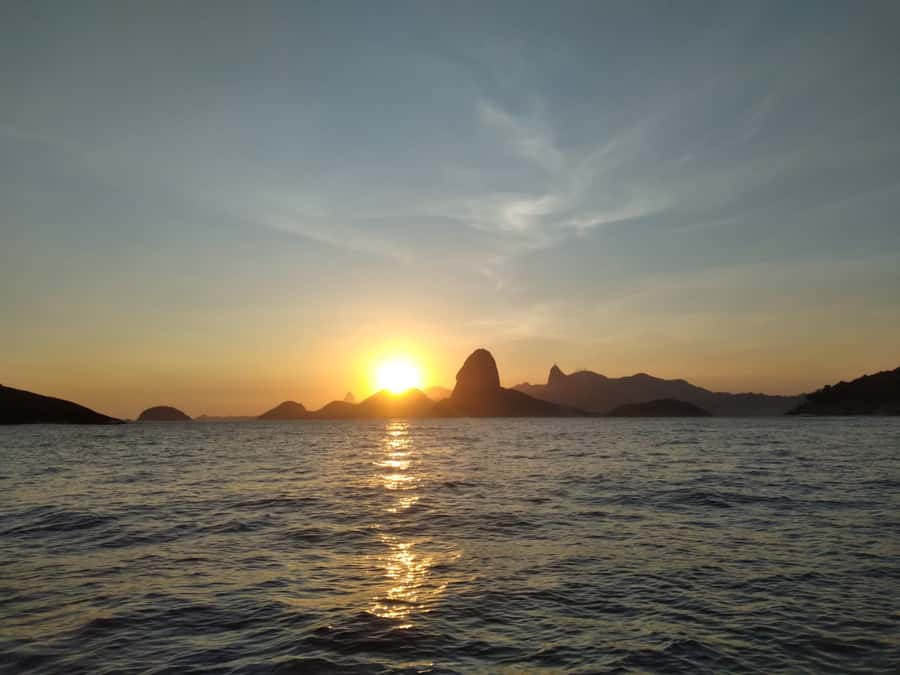 Rio de Janeiro: Boat Tour - Sunset with Beer - What $56 buys you