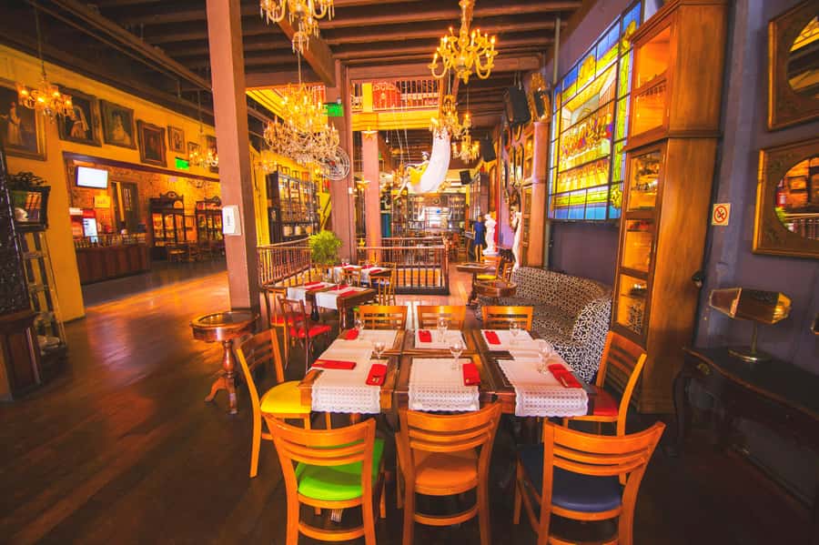 Rio de Janeiro: Rio Scenarium Entrance, Dinner, and Open Bar - What the live music brings to the evening