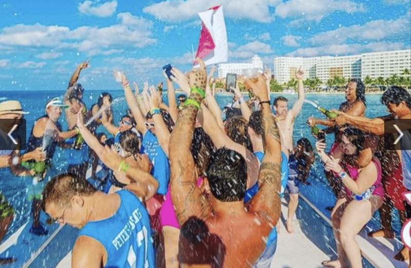 Rockstar Boat Party Cancun - Booze Cruise Cancun (18+) - Key points at a glance