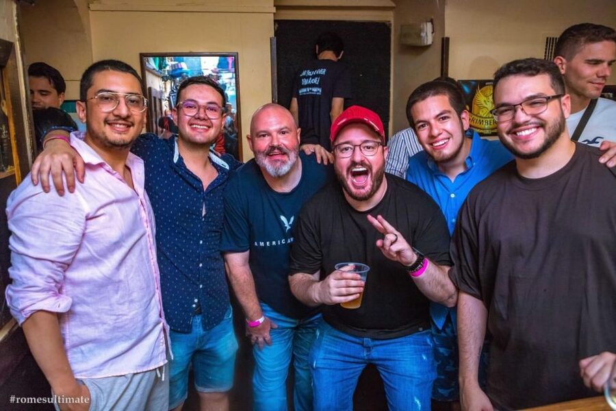 Rome: Pub Crawl & Ultimate Party Tour - What the evening feels like in practice