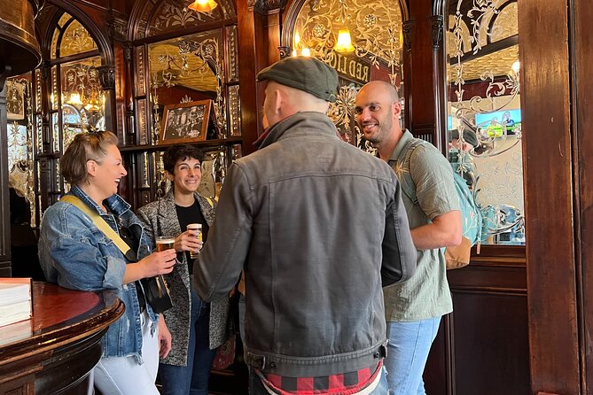 Royal Historic Pubs Walking Guided Tour in London - The guides shape the afternoon