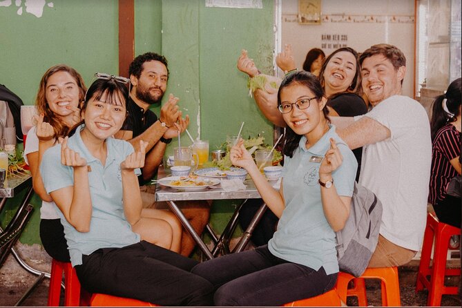 Saigon After Dark With Seafood, Beer & Live Music Bar - Pausing at the Thich Quang Duc Monument