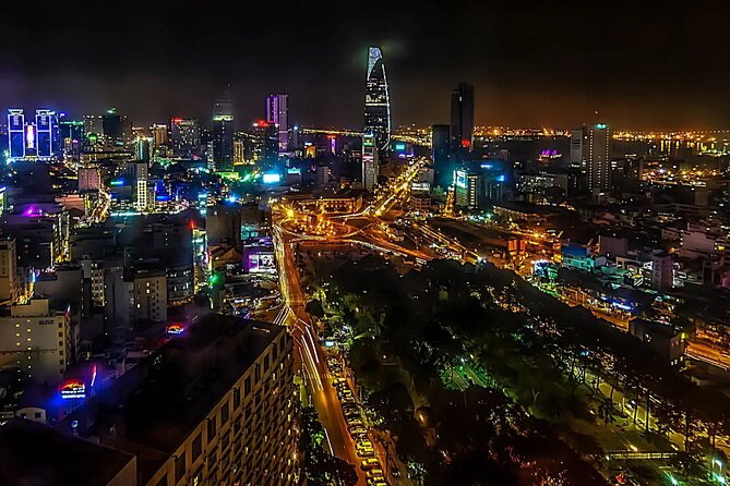Saigon After Dark With Seafood, Beer & Live Music Bar - What the $92 price really covers