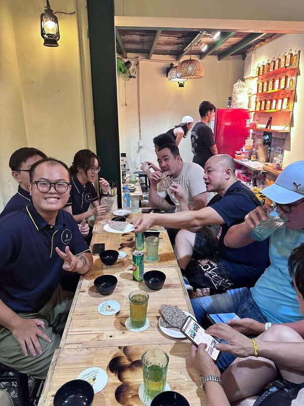 Saigon: Craft Beer & Local Food Experience Tour On Motorbike - Craft beer, Vietnamese spirits, and the drinking pace