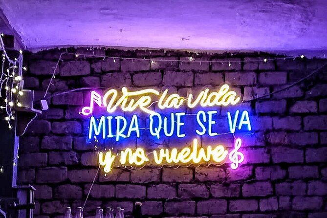Salsa Bar Hopping in Cali - Calle de la Salsa at La Curva del Boulevard