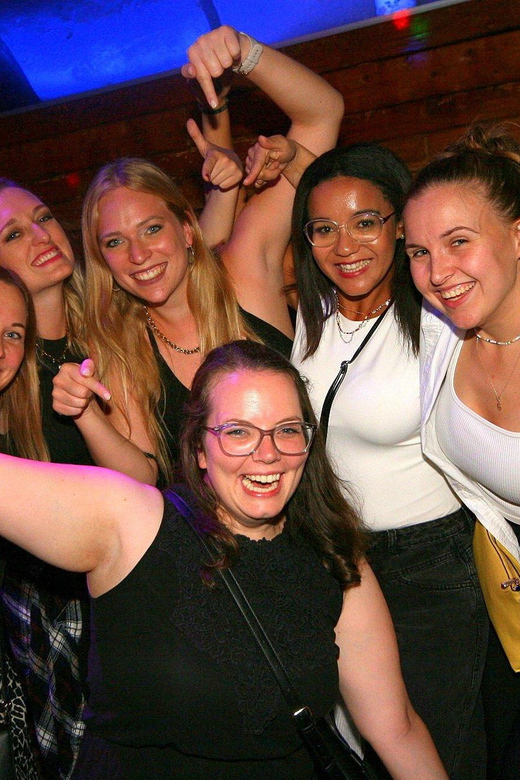 Salzburg: Pubcrawl Tour through best Bars and Clubs in Town - Who should book, and who should skip it?