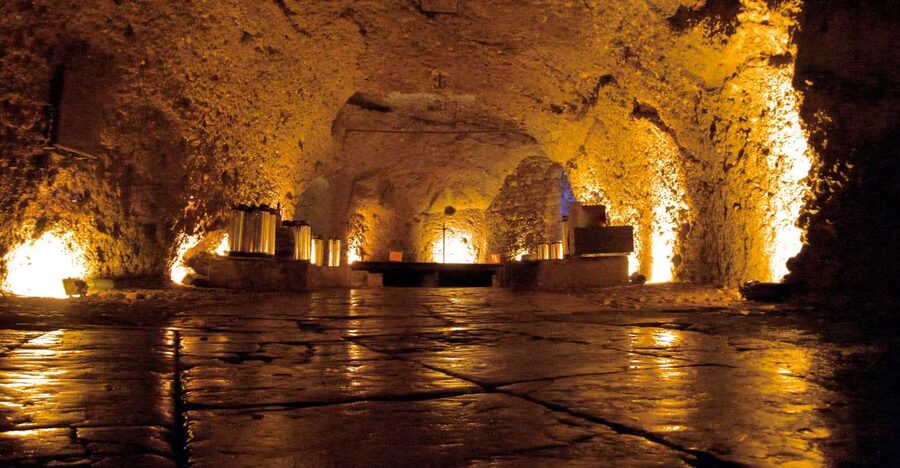 Salzkammergut: Sandstone Beer Cellar Tour - The one-hour guided walk through sandstone