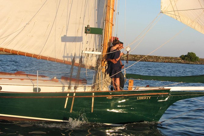 San Diego Bay Sail Aboard a Vintage Yacht Beer and Wine Included - The first hour: sailing across San Diego Bay