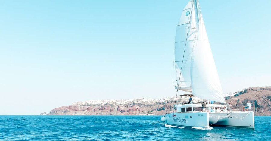 Santorini: Catamaran Tour with BBQ Meal and Unlimited Drinks - What makes this cruise worth your time