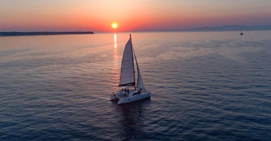 Santorini: Luxury Sunset Cruise with Dinner & Open Bar - Swimming at the volcanic islands and hot springs