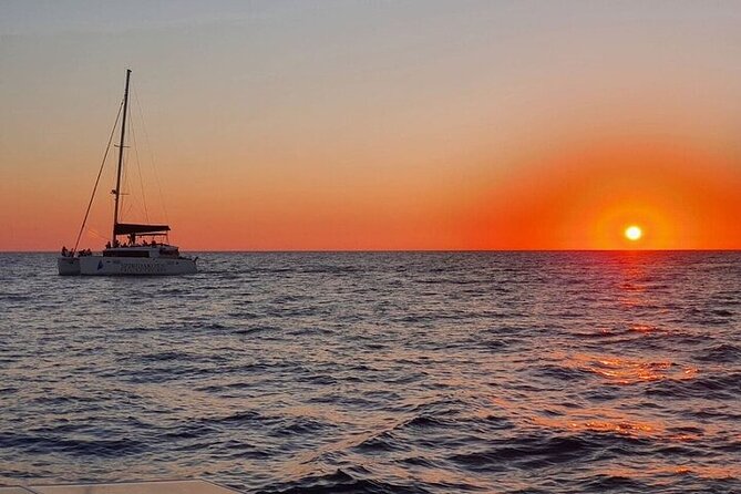 Santorini Private Catamaran Cruise with BBQ, Open Bar & Transfers - Palea Kameni and the sulfur hot springs