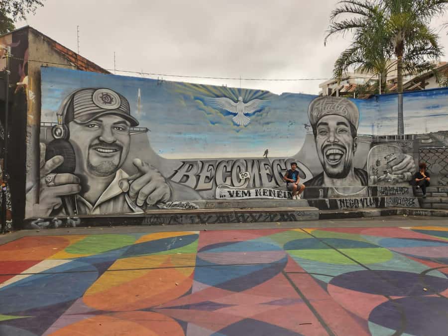 São Paulo: Bar and Street Art Crawl with Local Guide - What the $43 price really includes