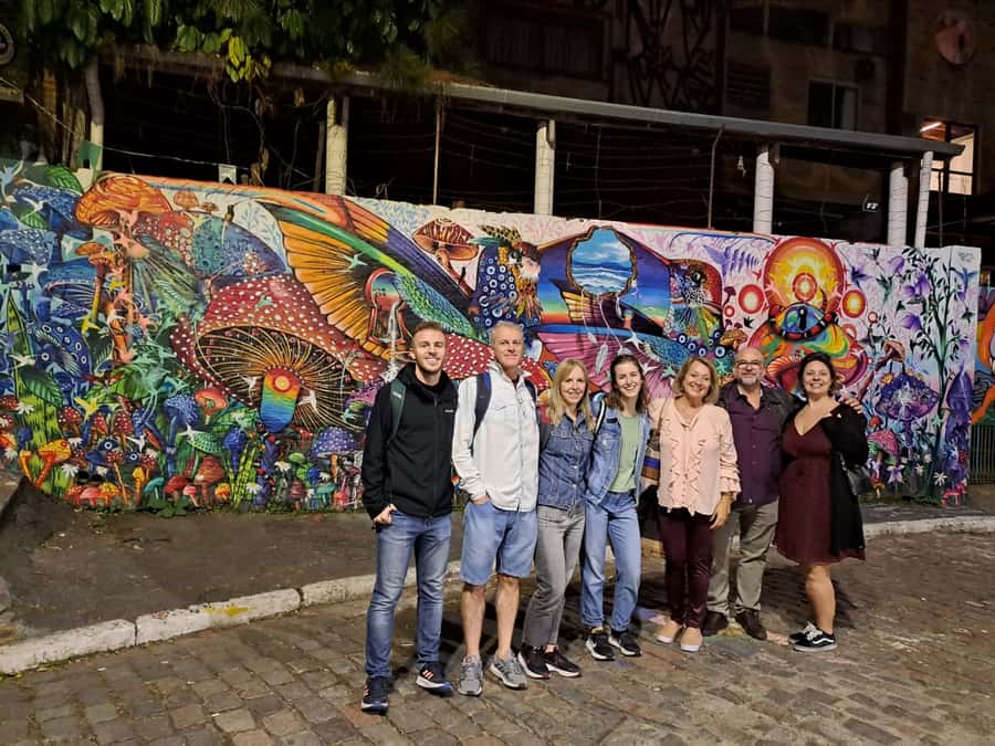 São Paulo: Bar and Street Art Crawl with Local Guide - Following the murals through Vila Madalena