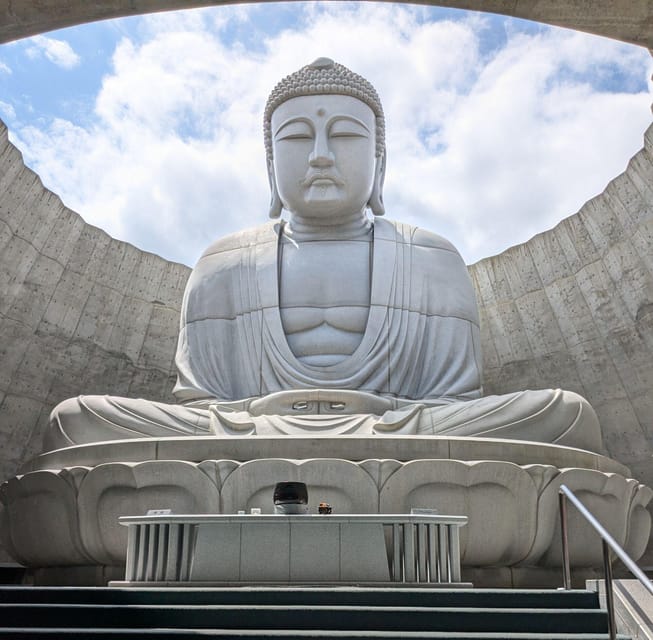 Sapporo: Buddha Hill, TV Tower, and Sake Stand Bar Tour - Moai statues and a Japanese Stonehenge replica