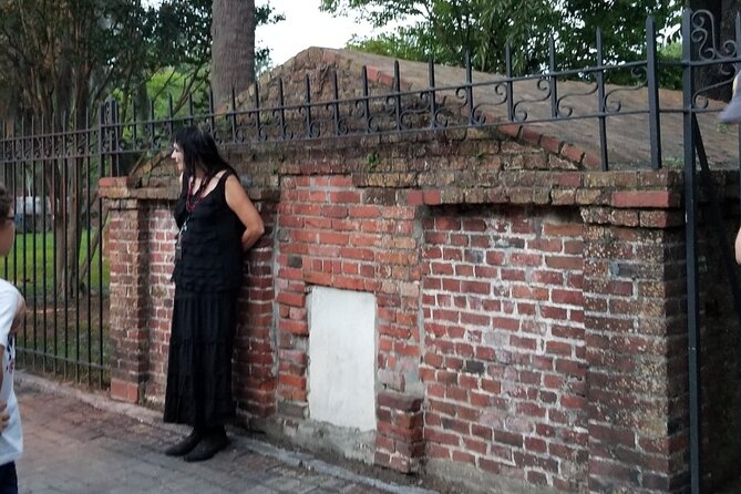 Savannah Haunted Pub Crawl Walking Tour - 17Hundred90 Inn and Restaurant