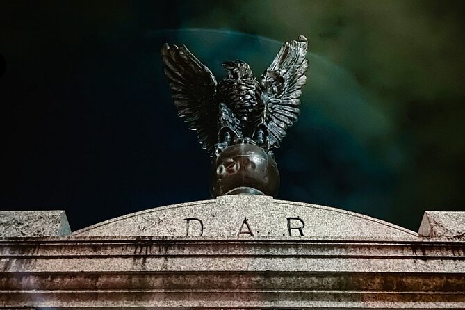 Savannah Haunted Pub Crawl Walking Tour - How the group size changes the experience