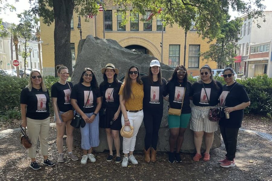 Savannah: Historical Pub Crawl Tour with Drinks Included - Savannah’s past told through its darker stories