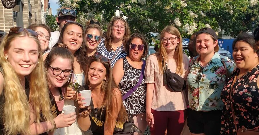 Savannah: True Crime Pub Crawl, The Original Murder Tour - Four bars, open containers, and a steady walking pace