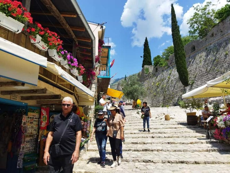 Secrets of the Old Town Bar - A Journey through Millennia - Practical advice for a better visit