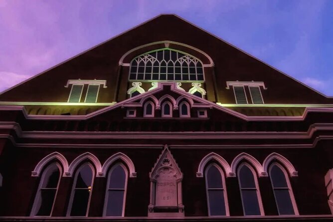 Seeking Spirits Haunted Night-Time Pub Crawl in Nashville - What kind of Nashville night this really is