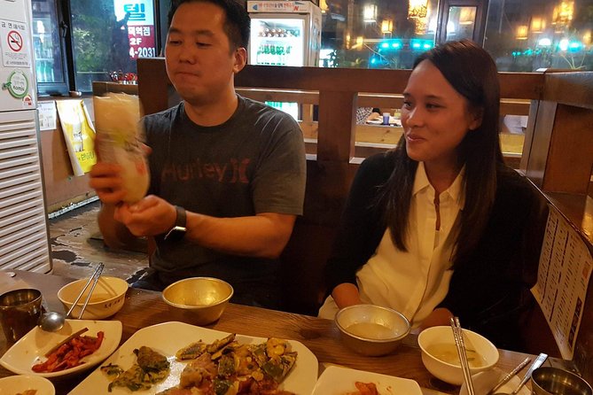 Seoul: Anthony Bourdain-Inspired BBQ and Pub Experience - The optional third stop, fried chicken, or karaoke