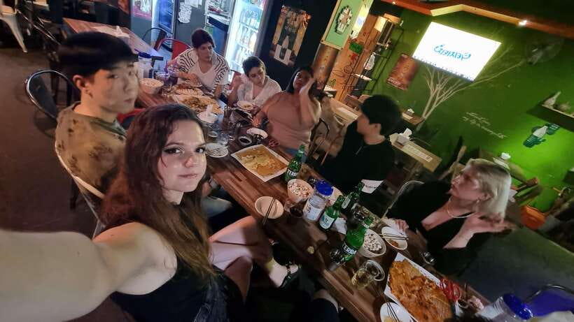 Seoul: Korean Drinking Games Night (non-drinkers welcome) - Learning somaek and soju bombs