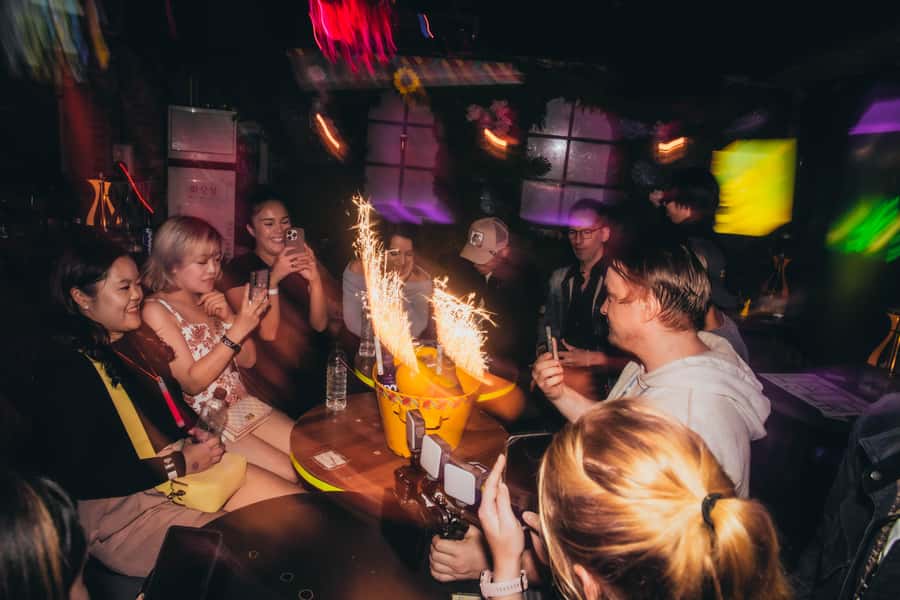 Seoul: Premium Pub Crawl with Open Bottles - Who should book this night out