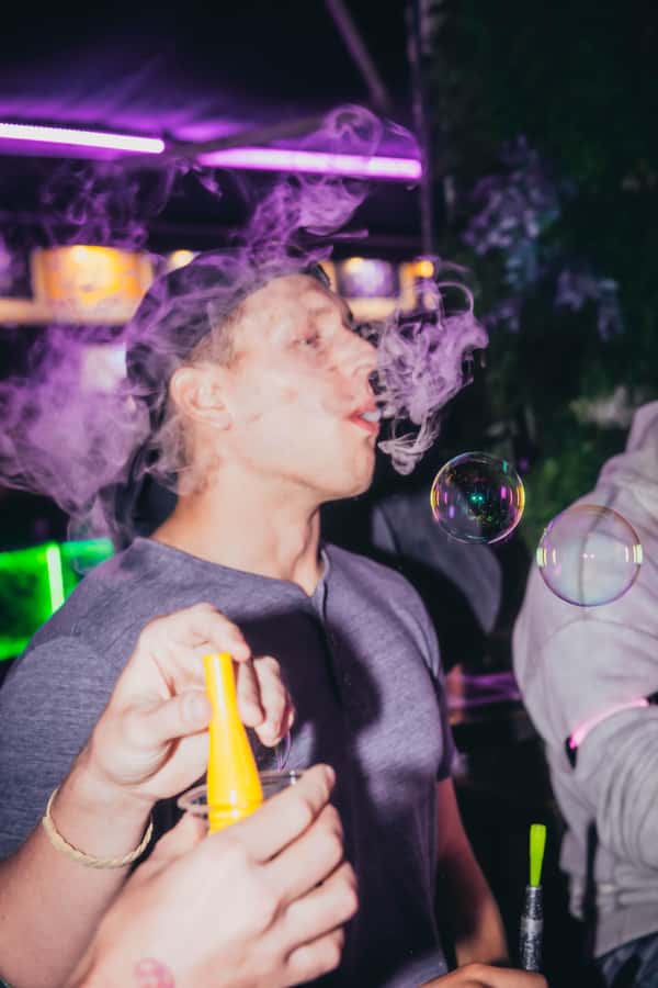 Seoul: Premium Pub Crawl with Open Bottles - Itaewon or Hongdae: the neighborhood changes the night