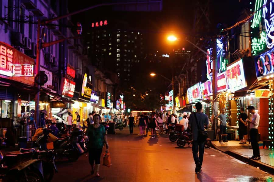 Shanghai: Craft Beer Tasting in Former French Concession - Shanghai’s Old City between the beers