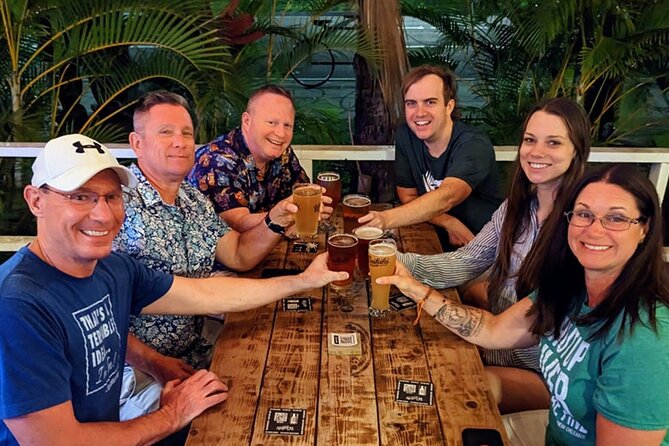 Sips & Secrets of Hawaii Pub Crawl - Key points at a glance