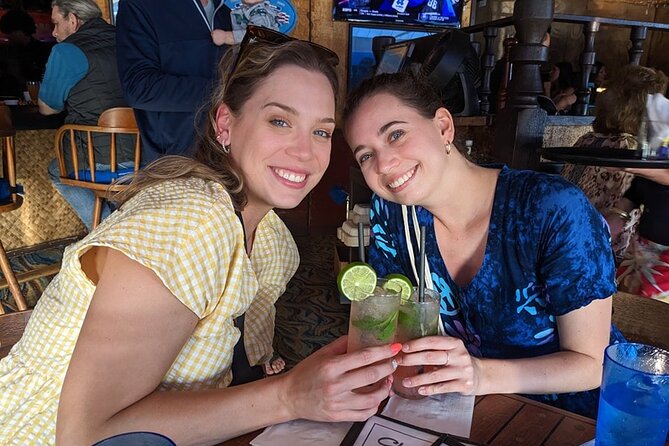 Sips & Secrets of Hawaii Pub Crawl - Why this Waikiki pub crawl feels different