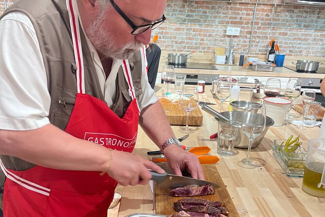 Small-group Immersive Basque Cooking Class in Bilbao with Open Bar - Who should book this experience?