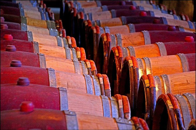 Small group - Napier Premium Wineries+ Beer tour -5.0 - 5.5 hours - The guides make the difference